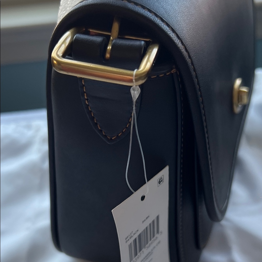 Coach Black Leather Crossbody Bag with Gold Hardware - Picture 7 of 17
